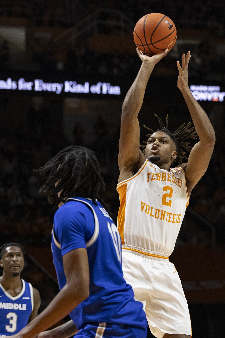 Lanier and Zeigler lead No. 1 Tennessee past upset-minded Middle Tennessee 82-64 | iNFOnews.ca Lanier and Zeigler lead No. 1 Tennessee past upset-minded Middle Tennessee 82-64 | iNFOnews.ca