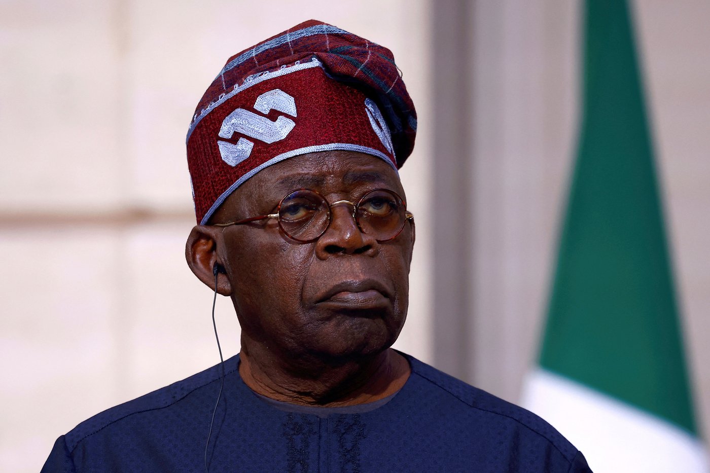 A song critical of Nigeria's president is barred from airwaves | iNFOnews.ca A song critical of Nigeria's president is barred from airwaves | iNFOnews.ca