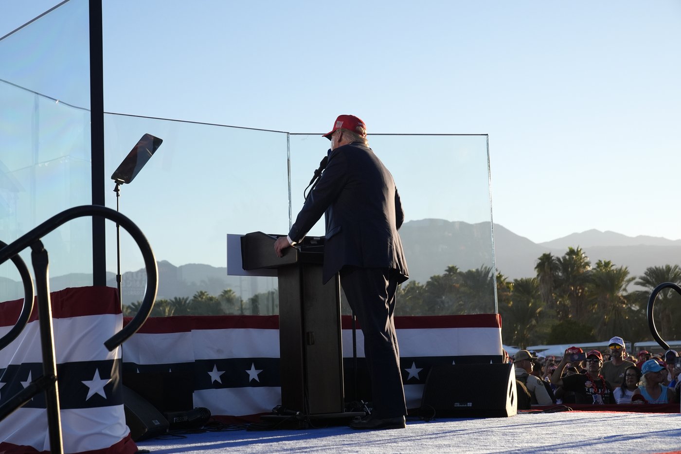 Donald Trump holds a rally in California, a state he's almost certain to lose | iNFOnews.ca Donald Trump holds a rally in California, a state he's almost certain to lose | iNFOnews.ca
