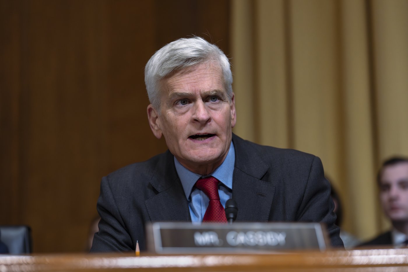 Louisiana governor pushes Trump to weigh primary challenger to GOP Sen. Bill Cassidy, AP sources say | iNFOnews.ca