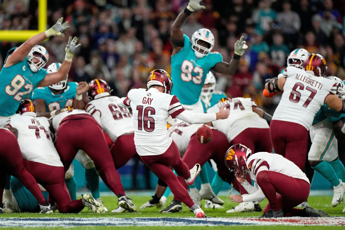 49ers sign Matt Gay to practice squad after Eddy Pineiro injury | iNFOnews.ca