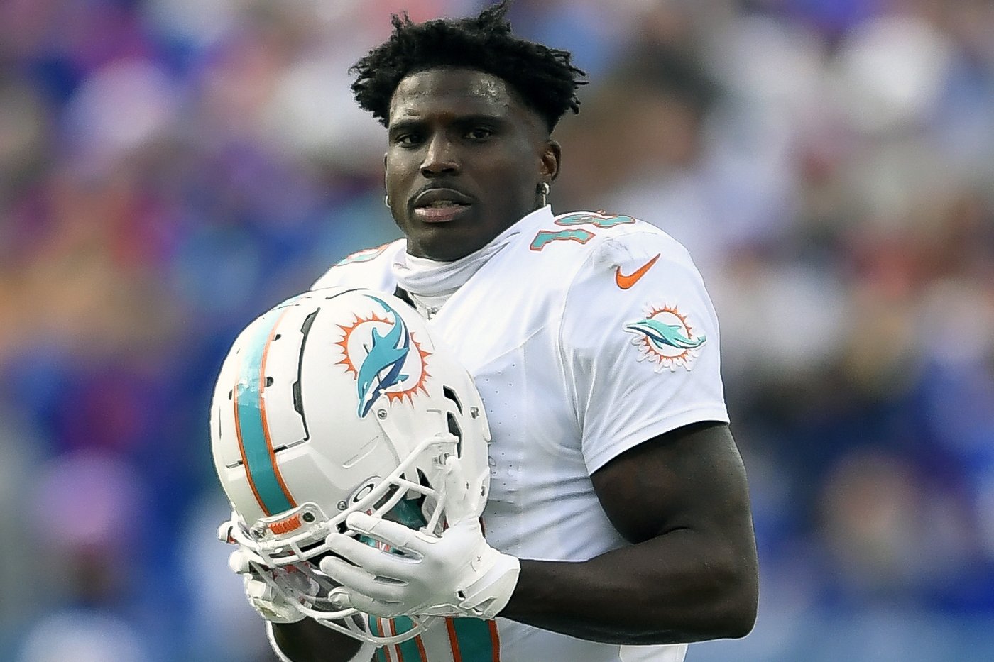 Traffic citations against Dolphins' Tyreek Hill dismissed after officers no-show at hearing | iNFOnews.ca
