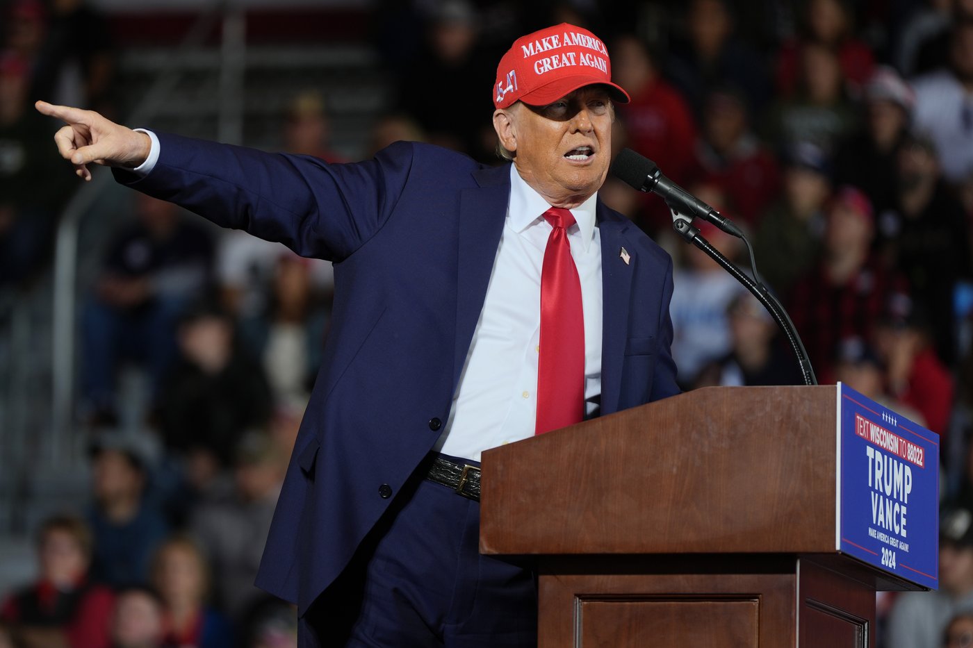 In the news today: Canadian Chamber sends warning about Trump tariffs | iNFOnews.ca In the news today: Canadian Chamber sends warning about Trump tariffs | iNFOnews.ca