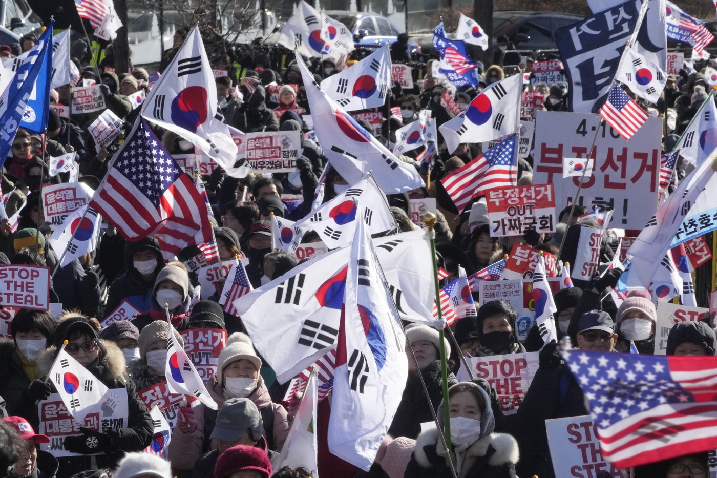 South Korea’s acting leader accepts resignation of presidential security chief | iNFOnews.ca