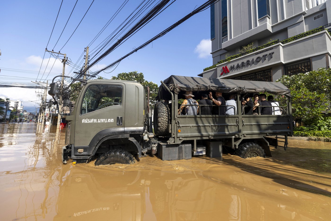 Central Thailand braces for inundation as rain stops in flooded Chiang Mai | iNFOnews.ca