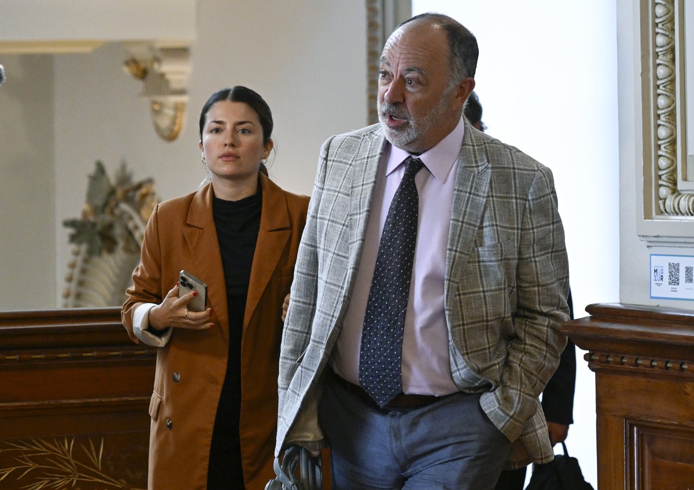 Quebec anglophones have right to health services in English, updated directive says | iNFOnews.ca Quebec anglophones have right to health services in English, updated directive says | iNFOnews.ca