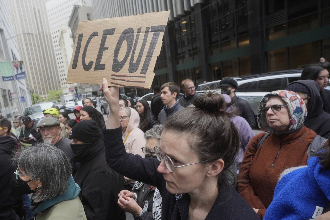 Immigrant rights advocates rally against ICE courthouse arrests in San Francisco | iNFOnews.ca Immigrant rights advocates rally against ICE courthouse arrests in San Francisco | iNFOnews.ca