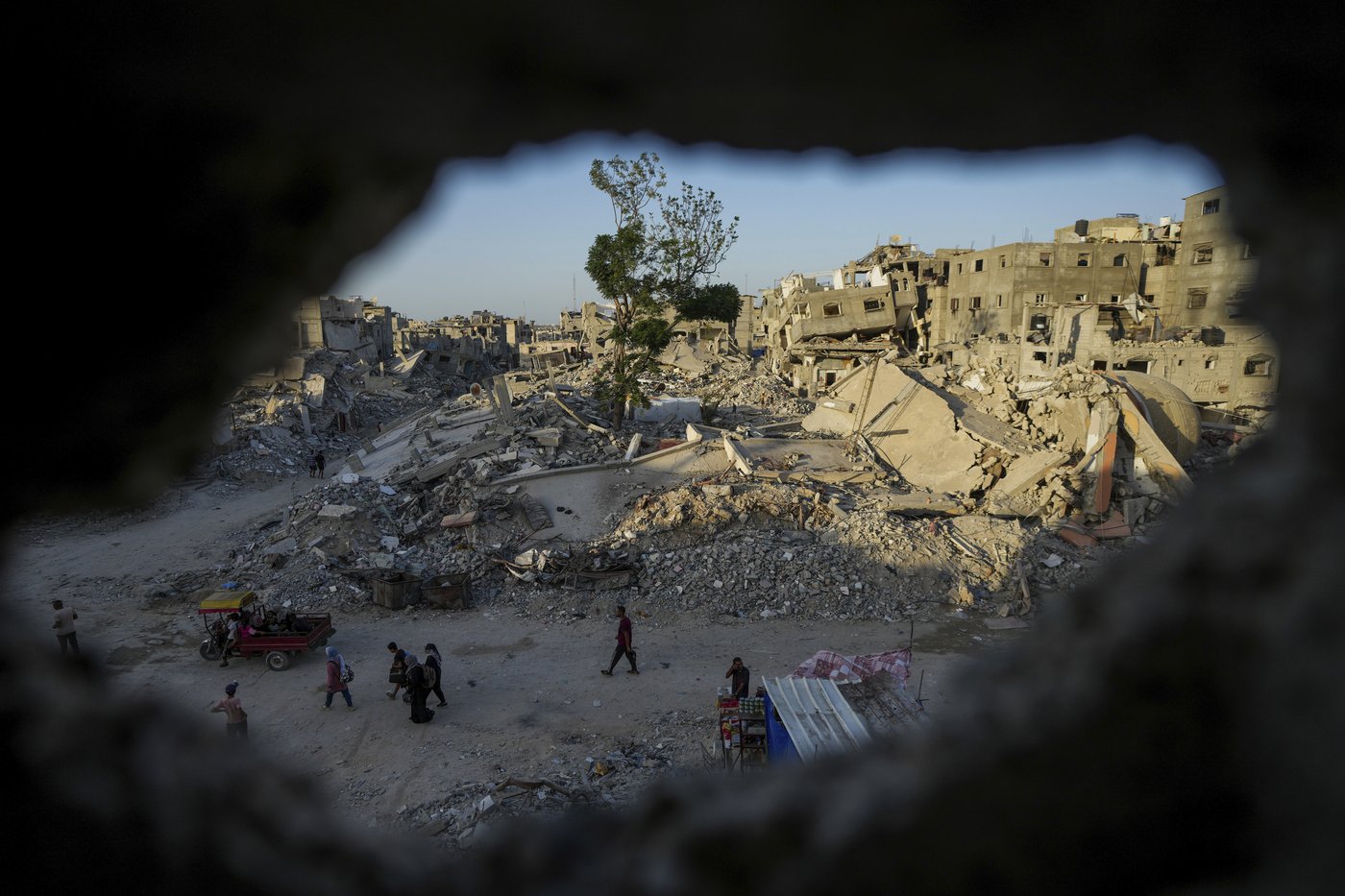 Takeaways from AP's report on the destruction in Gaza a year into the war | iNFOnews.ca