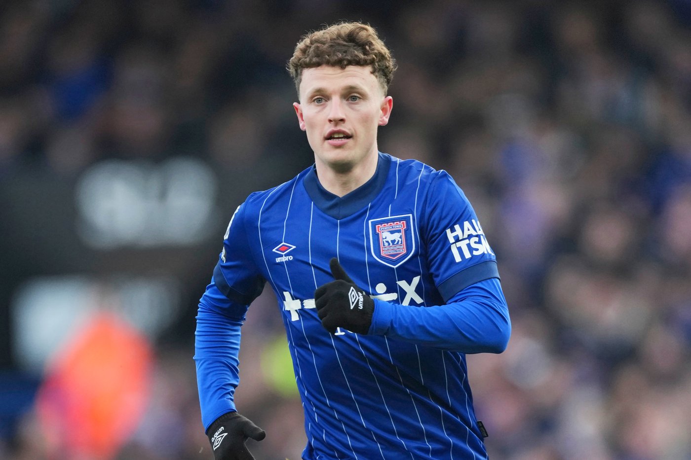 Wrexham smashes its transfer record by signing Broadhead in a deal worth up to $13.5M | iNFOnews.ca