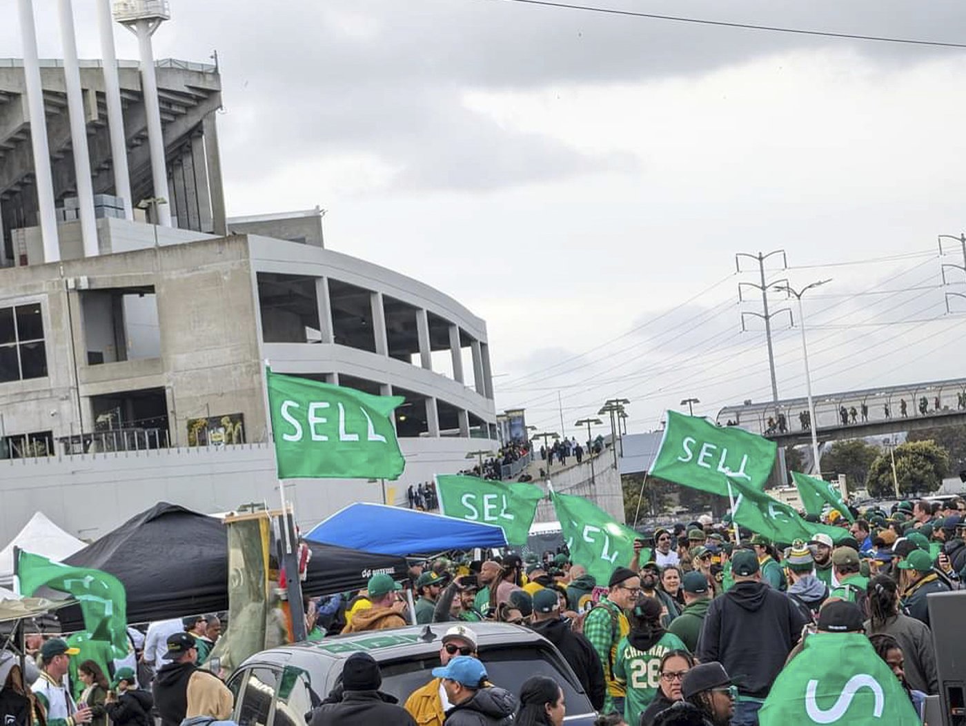 As an era ends, the city that was home to the Oakland A's comes to grips with their departure | iNFOnews.ca