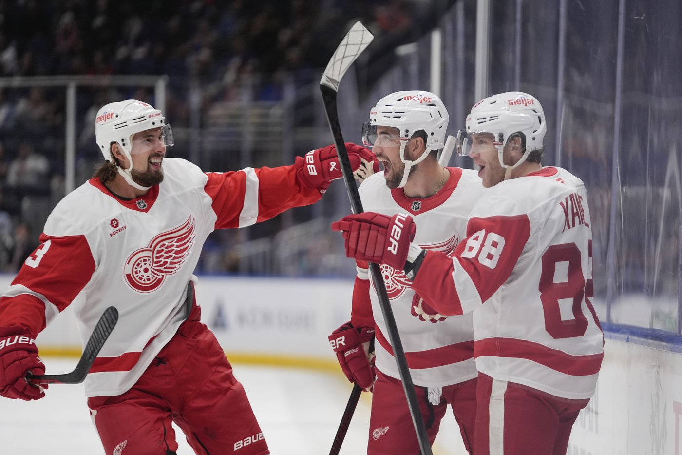 Patrick Kane scores, Alex Lyon makes 29 saves and Red Wings edge Islanders 1-0 | iNFOnews.ca