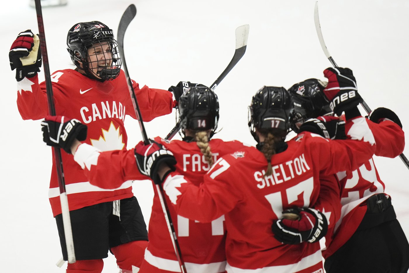 Canada blasts Finland 8-1 to face the US in another women’s ice hockey worlds final | iNFOnews.ca