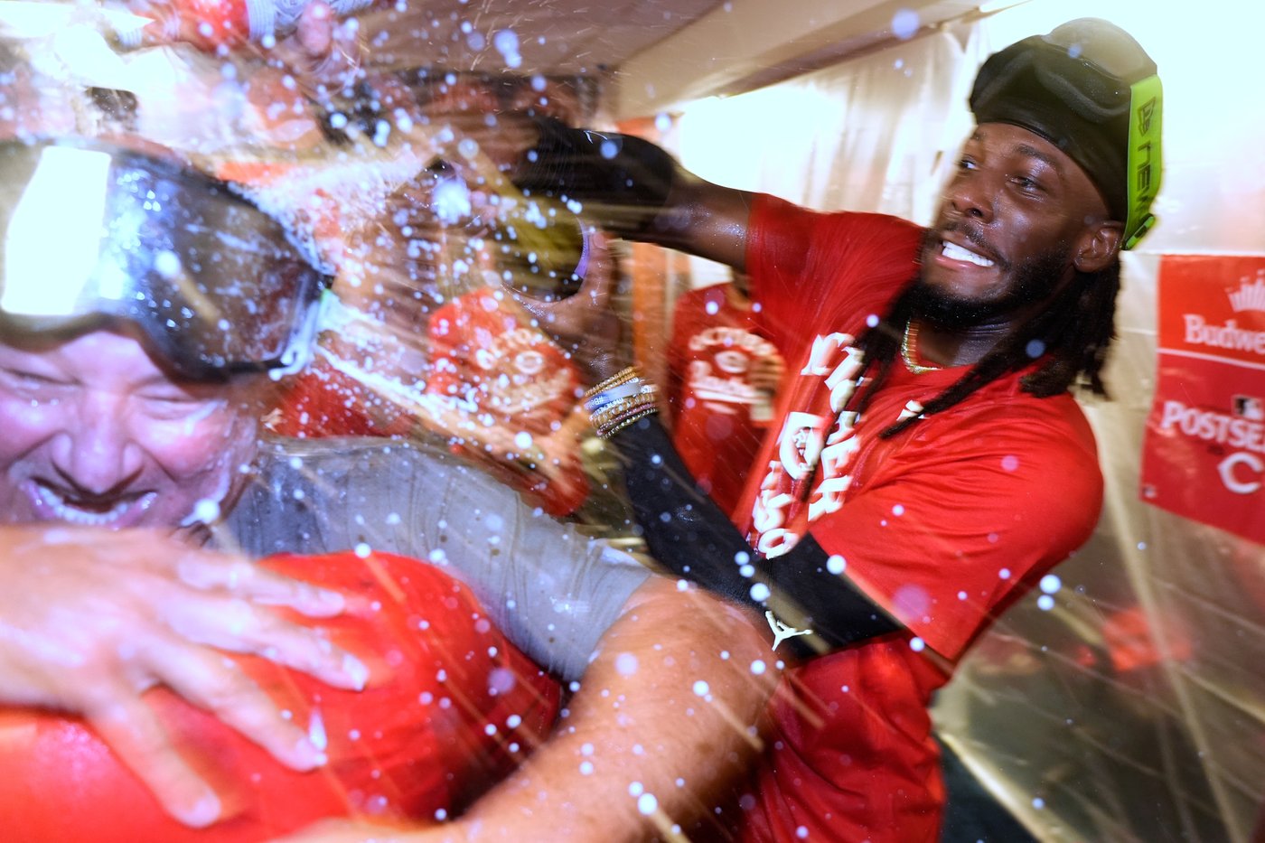 Reds earn 1st playoff berth since 2020 as they capitalize on Mets' big fade | iNFOnews.ca