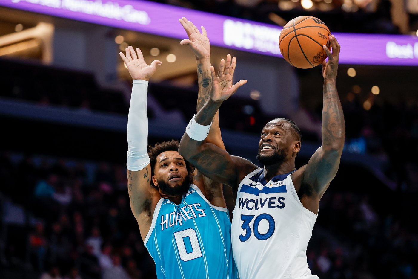Randle scores 30 as Timberwolves beat Hornets 122-105 | iNFOnews.ca