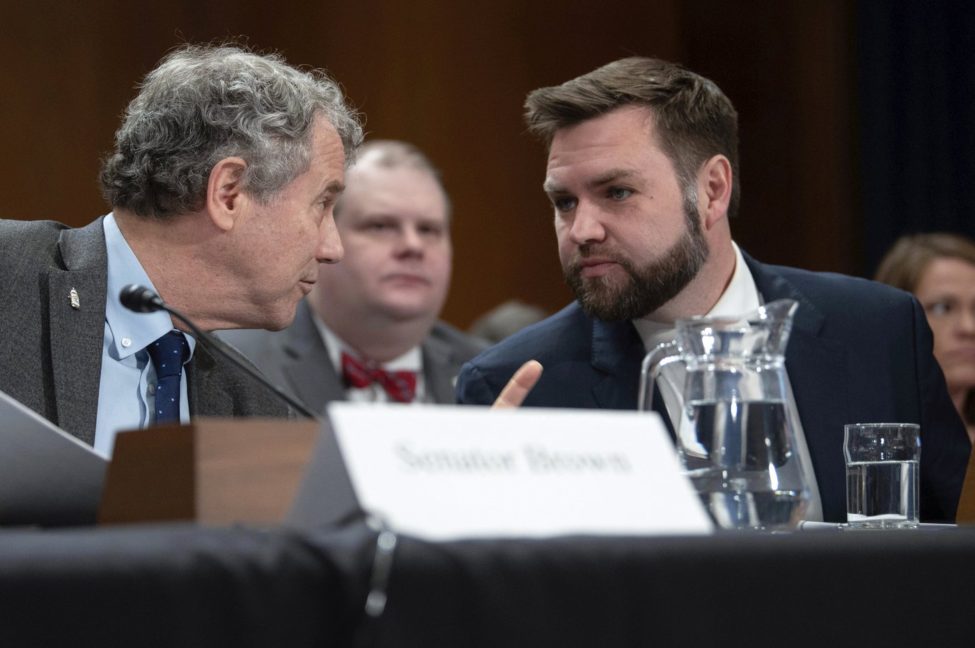 Vance takes on a more visible transition role as he works to boost Trump's most controversial picks | iNFOnews.ca Vance takes on a more visible transition role as he works to boost Trump's most controversial picks | iNFOnews.ca