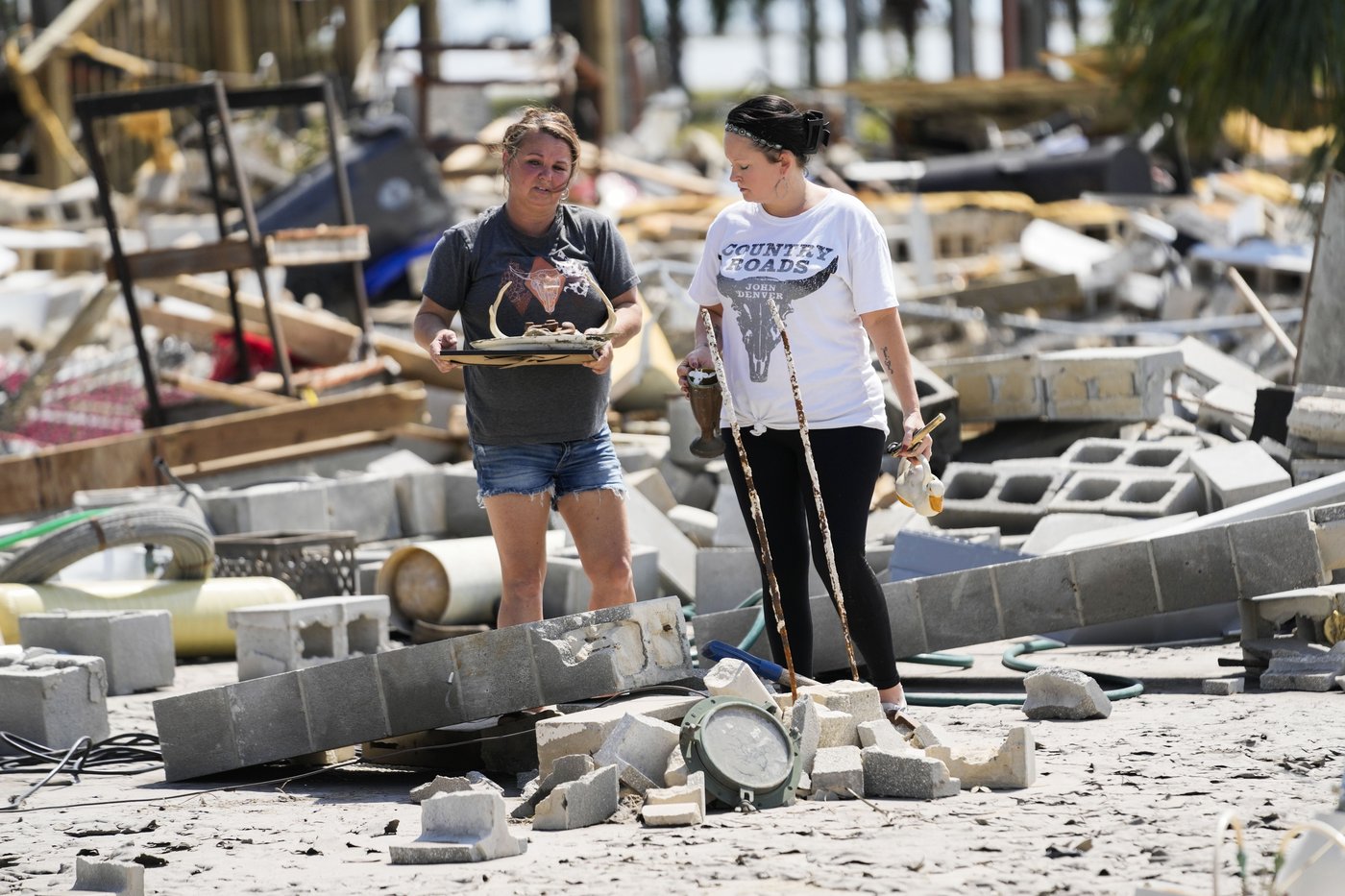 At least 64 dead after Helene's deadly march across the Southeast | iNFOnews.ca