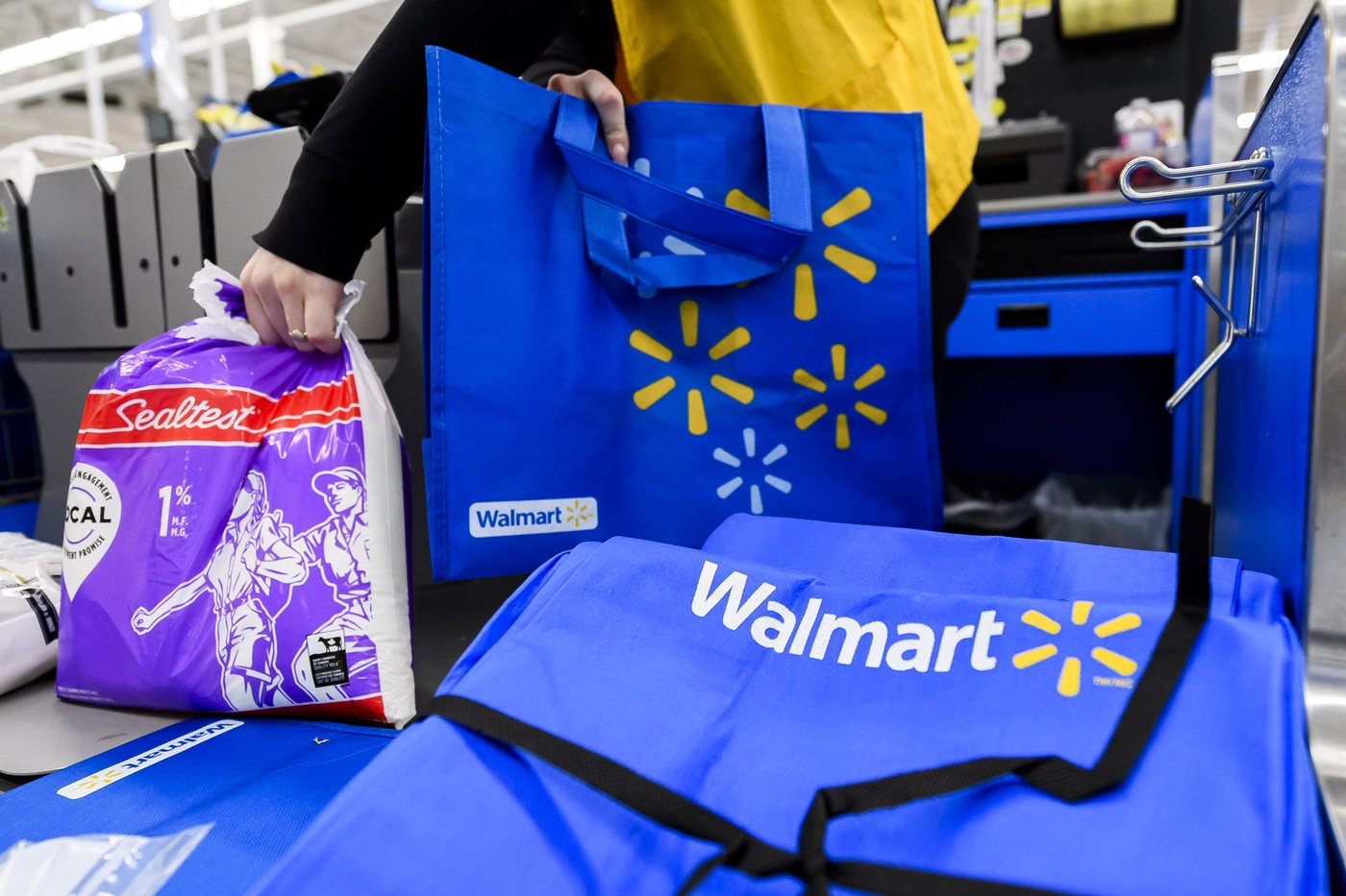 Walmart Canada says underweight meat problem fixed by B.C. supplier | iNFOnews.ca Walmart Canada says underweight meat problem fixed by B.C. supplier | iNFOnews.ca