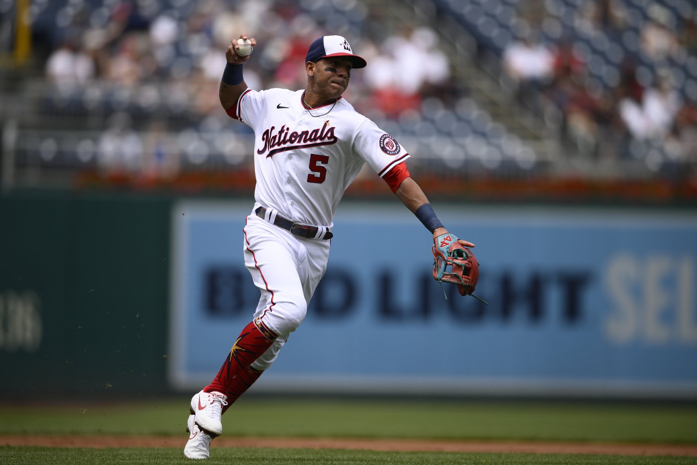 Infielder Ehire Adrianza retires at 35 after 12 major league seasons | iNFOnews.ca Infielder Ehire Adrianza retires at 35 after 12 major league seasons | iNFOnews.ca