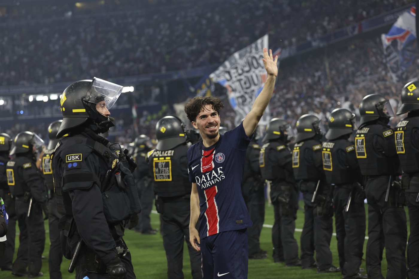 Munich lucky again for first-time winners as PSG finally seizes Champions League | iNFOnews.ca