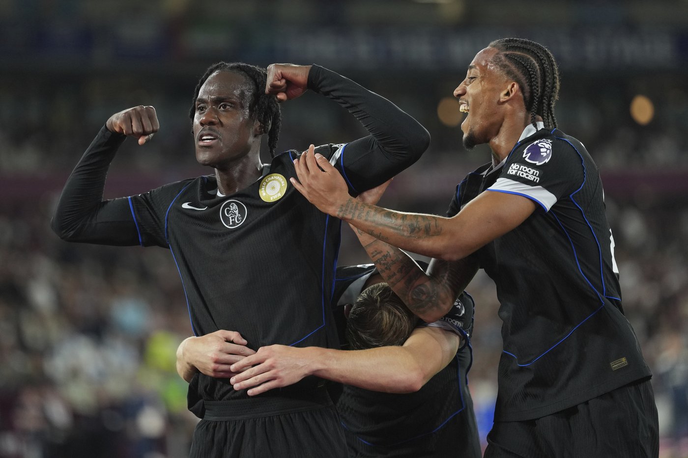 Chelsea hands out heavy beating to West Ham in Premier League without injured Palmer | iNFOnews.ca Chelsea hands out heavy beating to West Ham in Premier League without injured Palmer | iNFOnews.ca