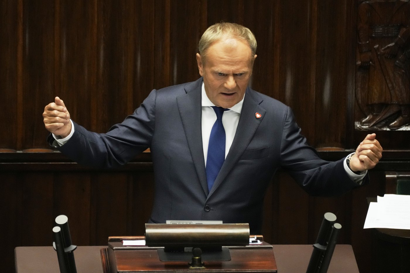 Tusk's government survives vote of confidence in Poland as he bids to reassert control | iNFOnews.ca Tusk's government survives vote of confidence in Poland as he bids to reassert control | iNFOnews.ca