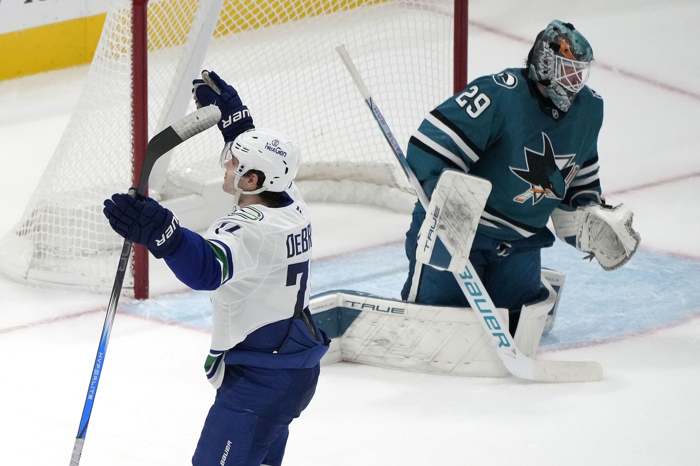 Jake DeBrusk finally gets on the board after signing long-term deal with the Canucks | iNFOnews.ca Jake DeBrusk finally gets on the board after signing long-term deal with the Canucks | iNFOnews.ca