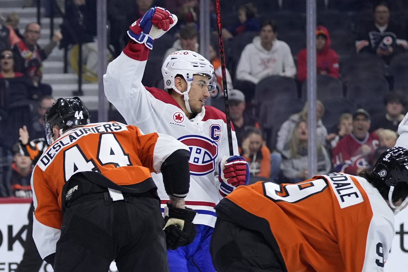 Suzuki, Gallagher lead Canadiens to 4-3 win over Flyers | iNFOnews.ca