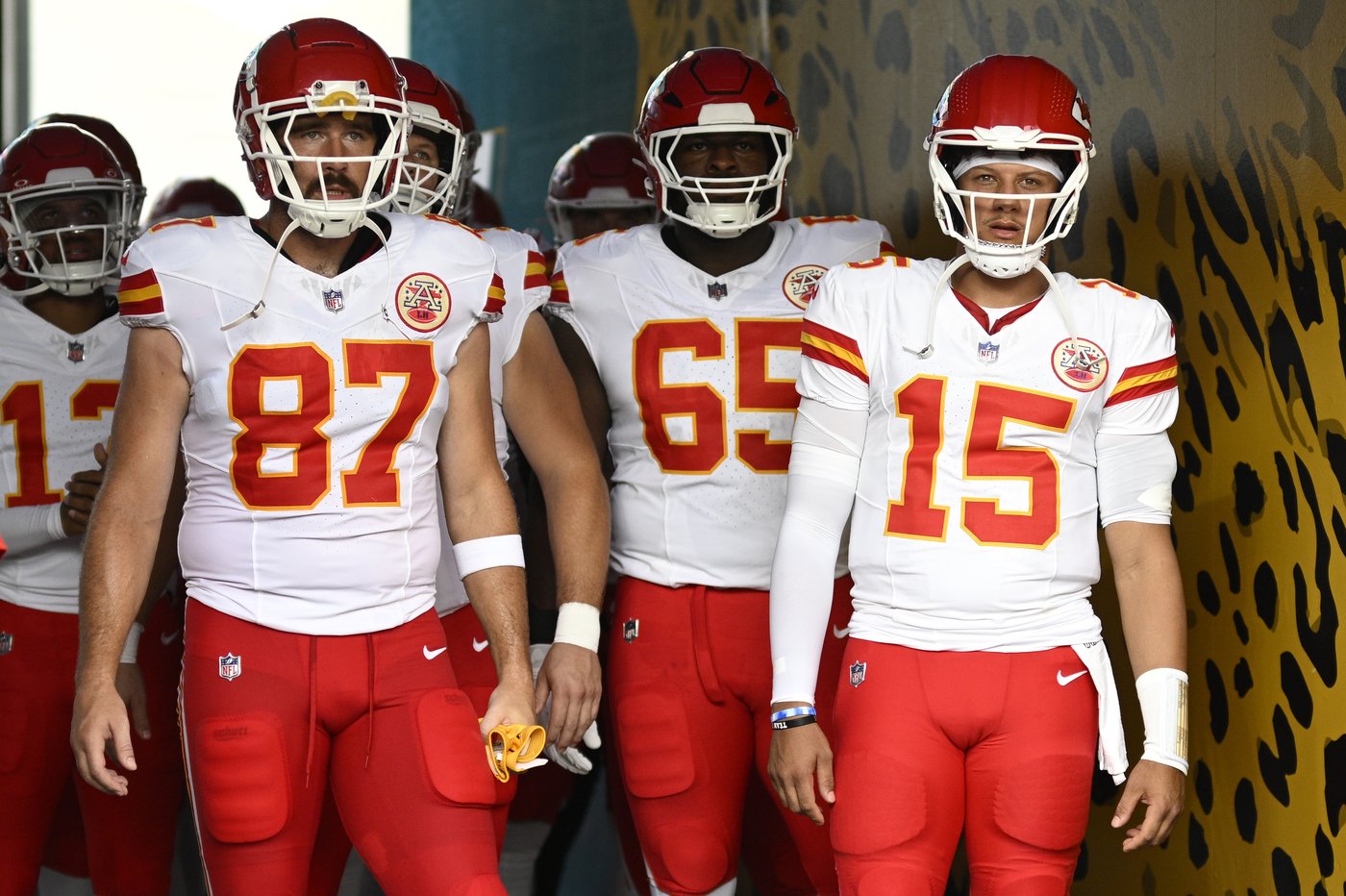 Homes of Chiefs' quarterback Mahomes and tight end Kelce were broken into last month | iNFOnews.ca Homes of Chiefs' quarterback Mahomes and tight end Kelce were broken into last month | iNFOnews.ca