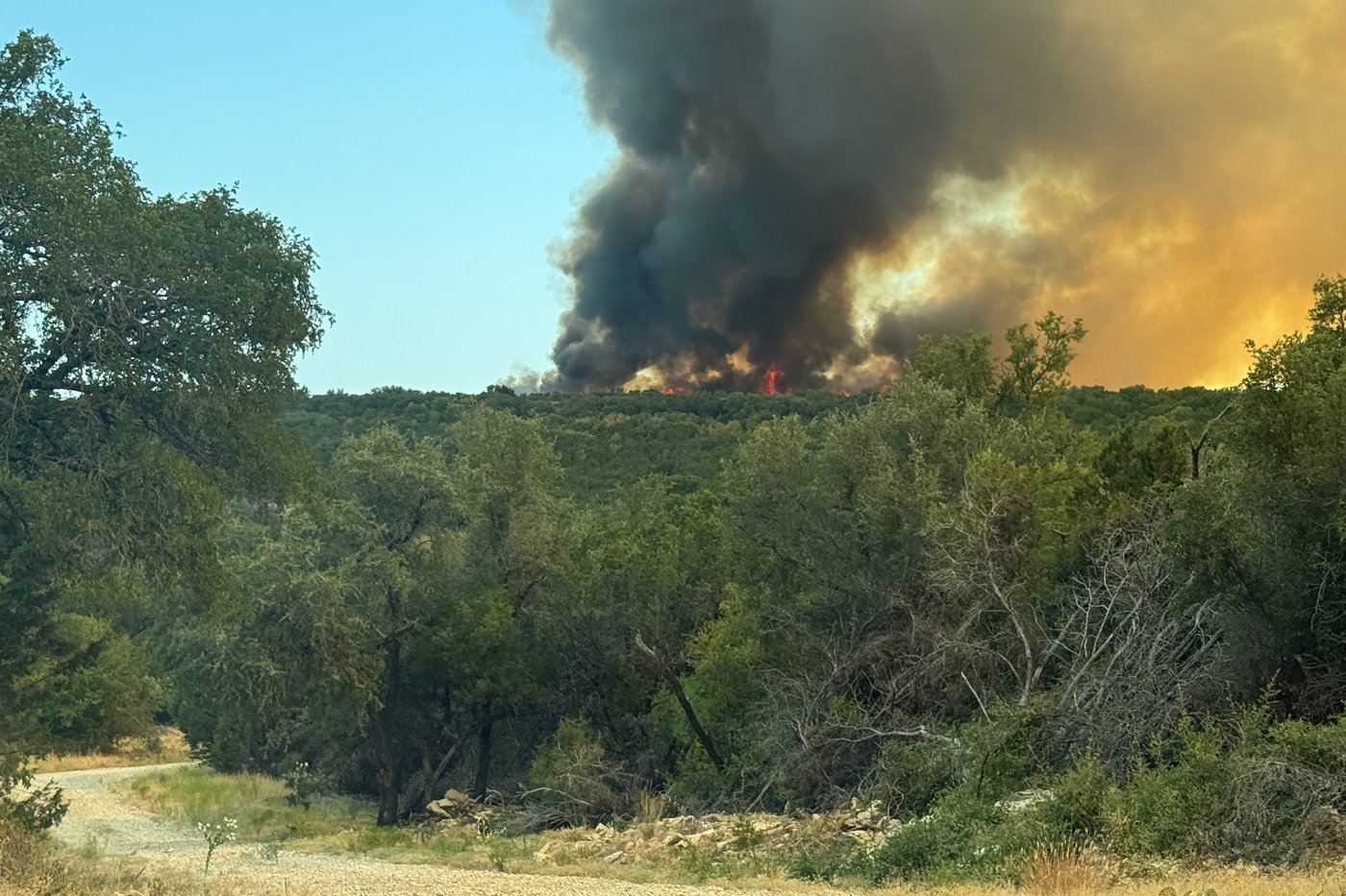 Texas wildfire mushrooms within hours, ripping through ranchlands | iNwheels