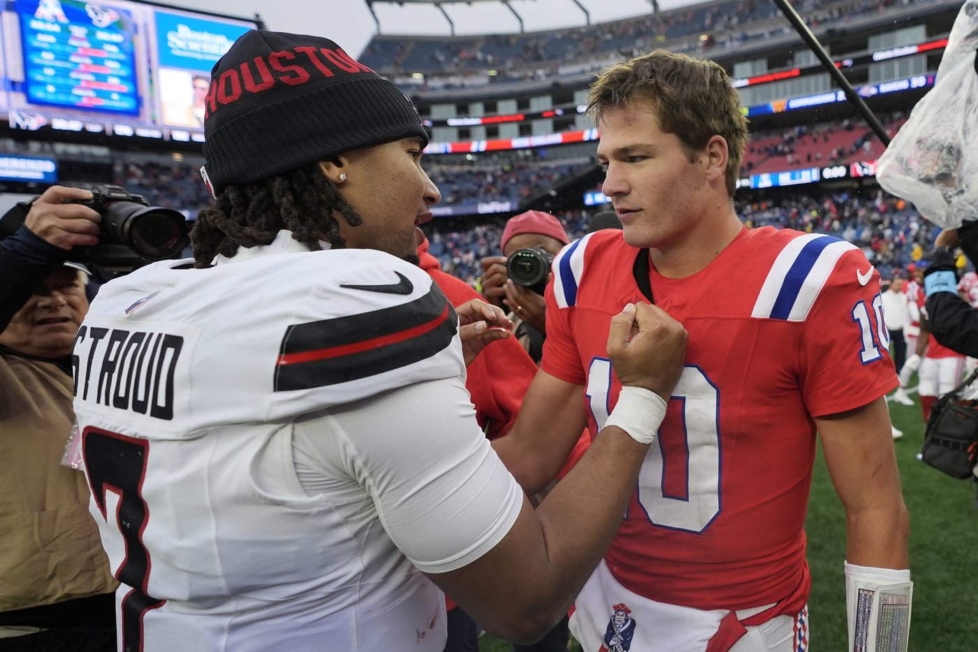 C.J. Stroud throws 3 TD passes as the Texans beat the Patriots 41-21 in Drake Maye's first start | iNFOnews.ca C.J. Stroud throws 3 TD passes as the Texans beat the Patriots 41-21 in Drake Maye's first start | iNFOnews.ca