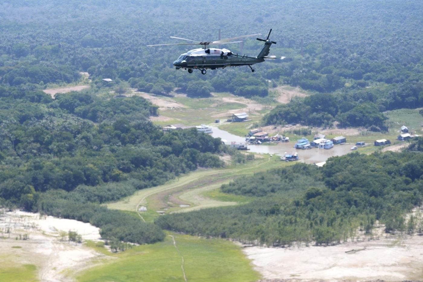 From the Amazon rainforest, Biden declares nobody can reverse US progress on clean energy | iNFOnews.ca From the Amazon rainforest, Biden declares nobody can reverse US progress on clean energy | iNFOnews.ca