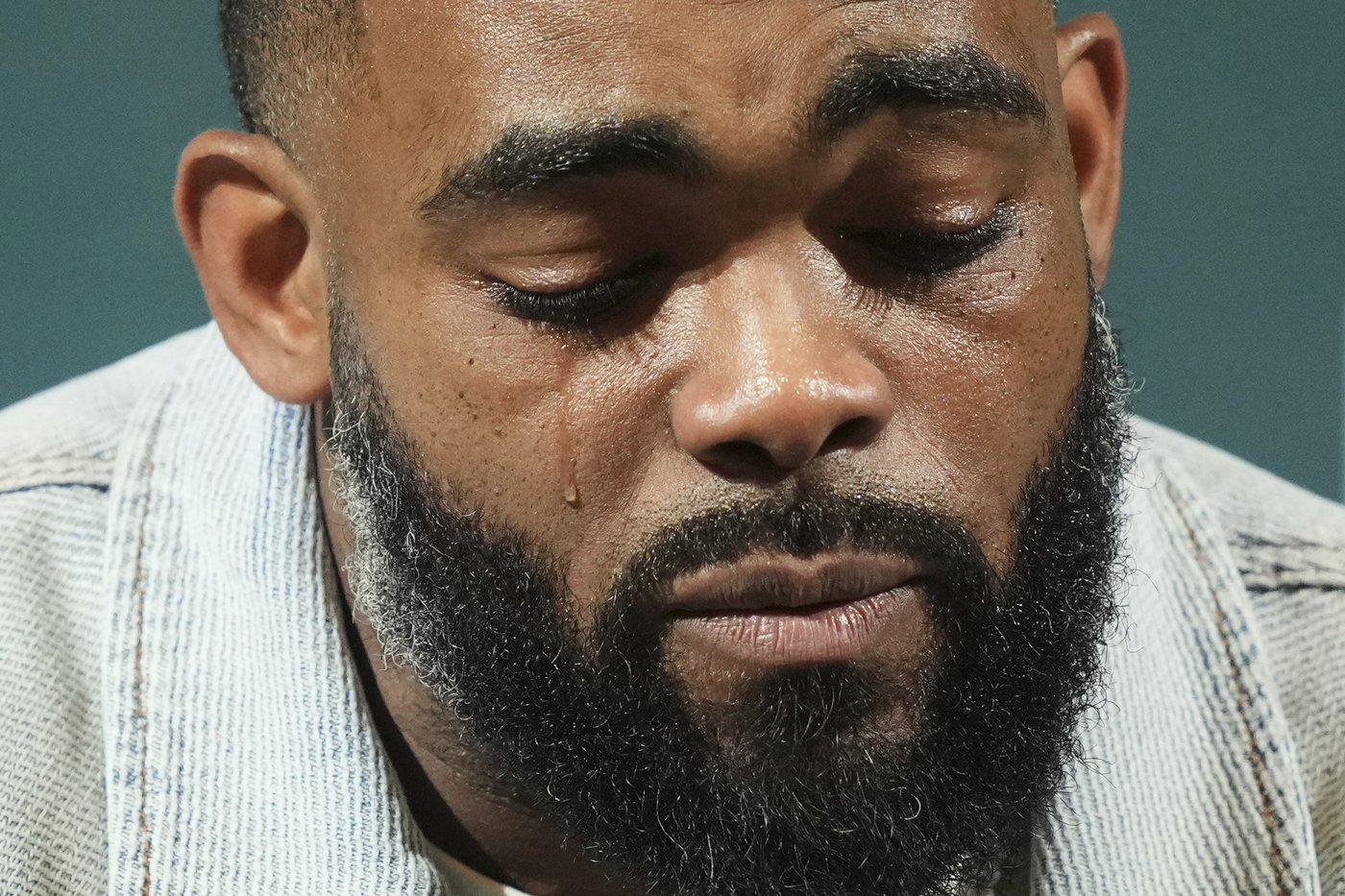 2-time Super Bowl champ Brandon Graham retires after 15 seasons with the Eagles | iNFOnews.ca