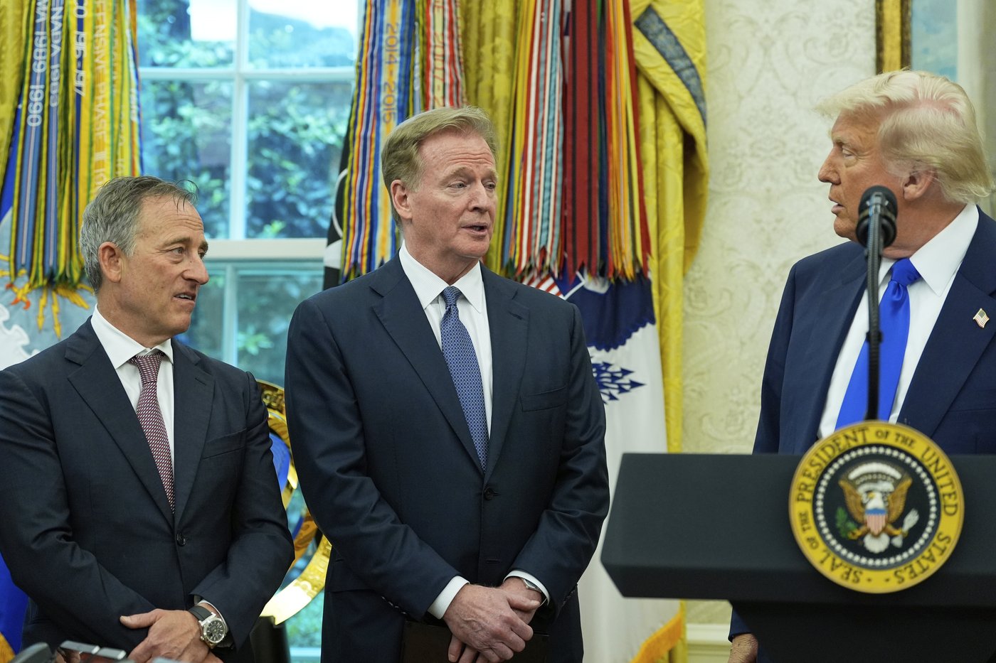 Washington to host the 2027 NFL draft on the National Mall, President Donald Trump says | iNFOnews.ca