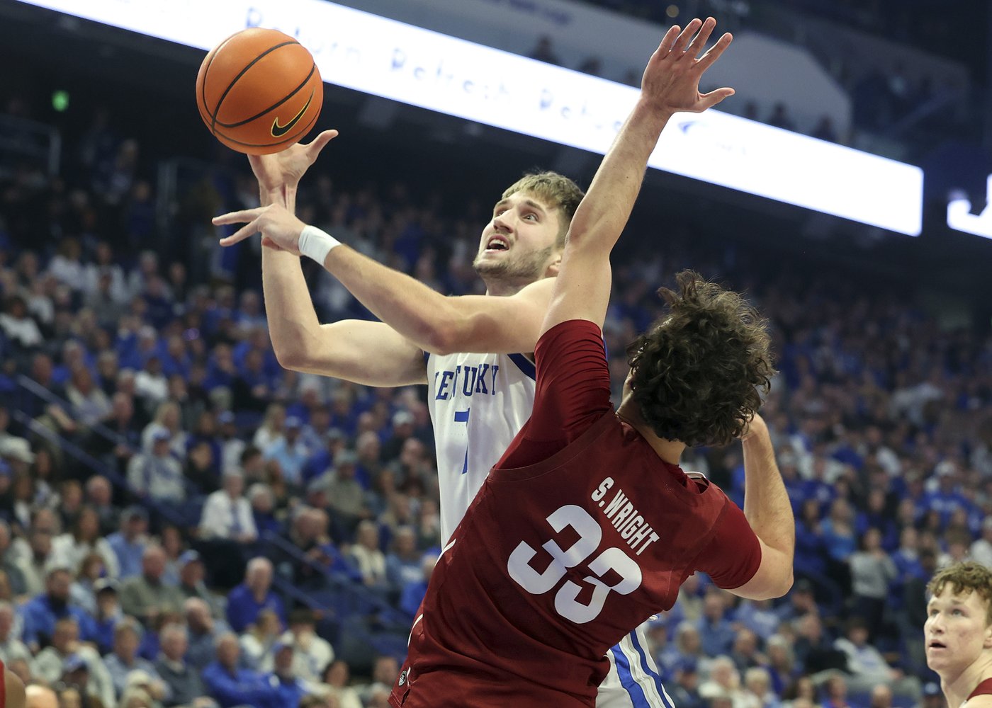 No. 5 Kentucky pulls away in 2nd half to beat Colgate 78-67 | iNFOnews.ca No. 5 Kentucky pulls away in 2nd half to beat Colgate 78-67 | iNFOnews.ca