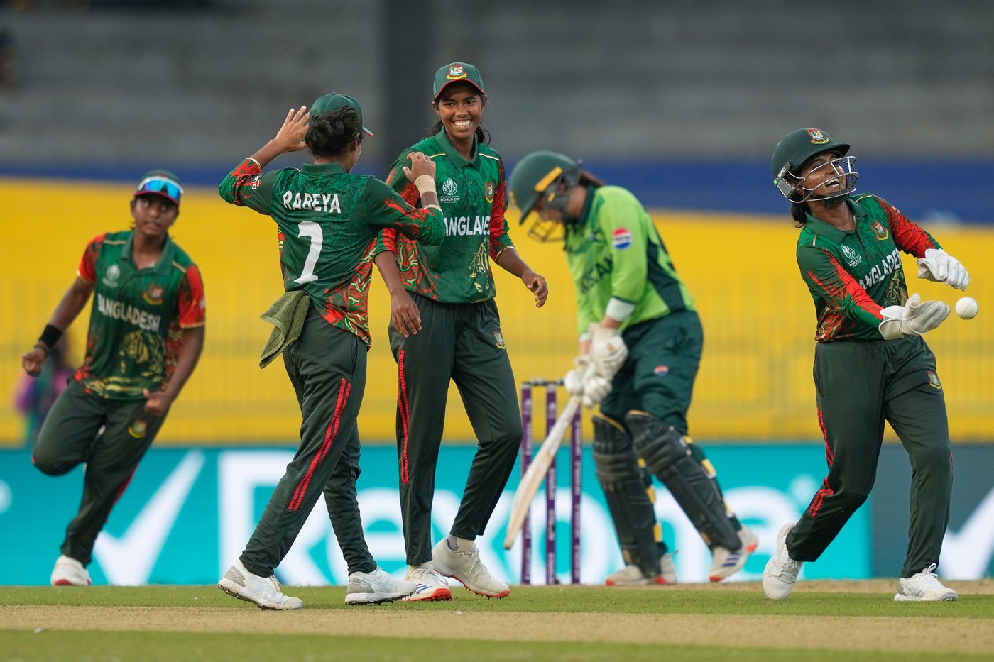 Bangladesh spins out Pakistan for 129 in 7-wicket win at Women's Cricket World Cup | iNFOnews.ca Bangladesh spins out Pakistan for 129 in 7-wicket win at Women's Cricket World Cup | iNFOnews.ca