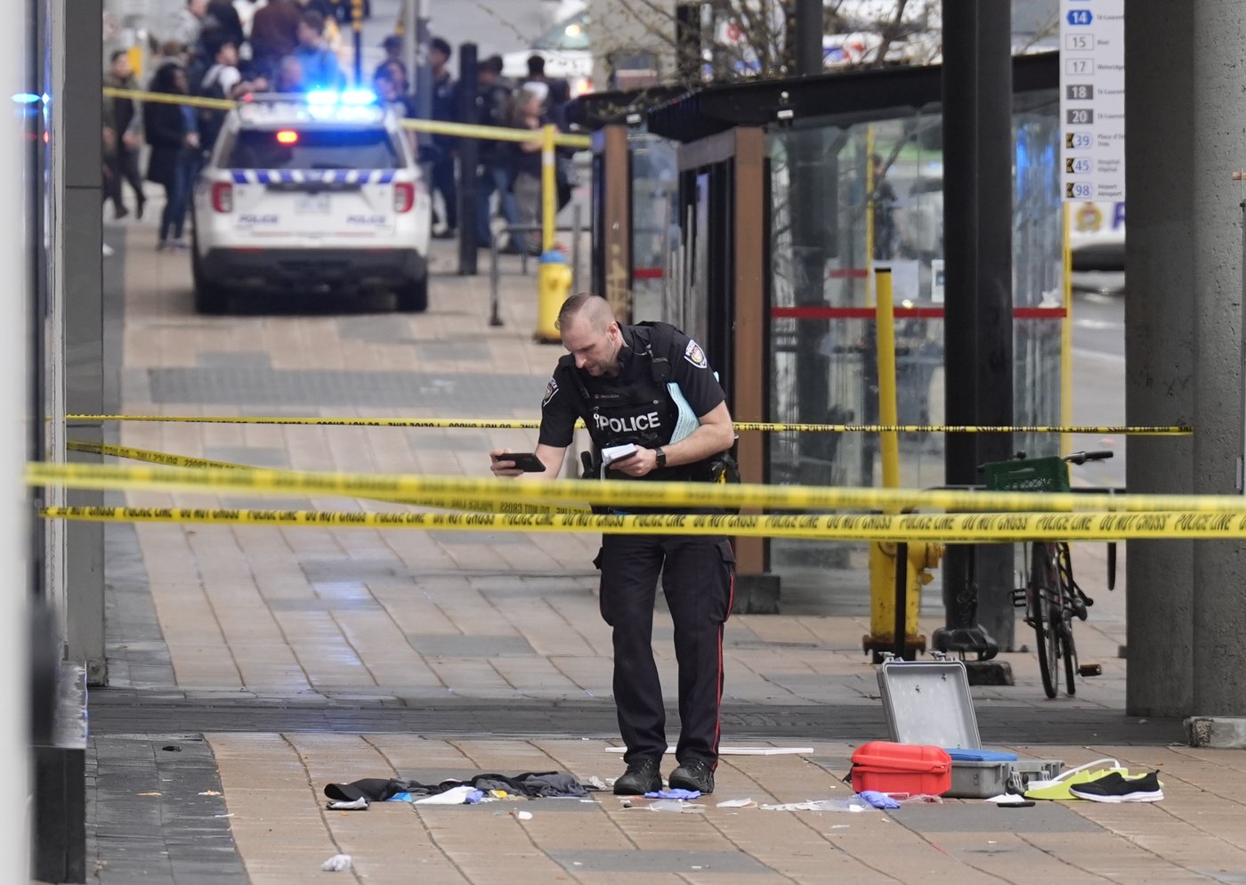 Police watchdog investigating after man shot near Ottawa mall | iNFOnews.ca