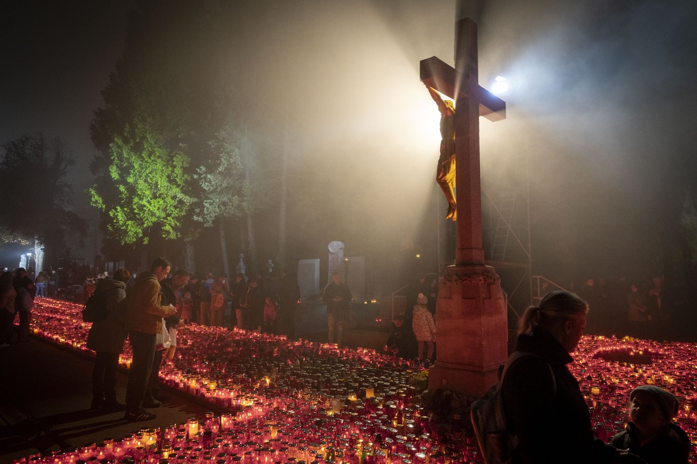 PHOTO COLLECTION: All Saints Day | iNFOnews.ca PHOTO COLLECTION: All Saints Day | iNFOnews.ca