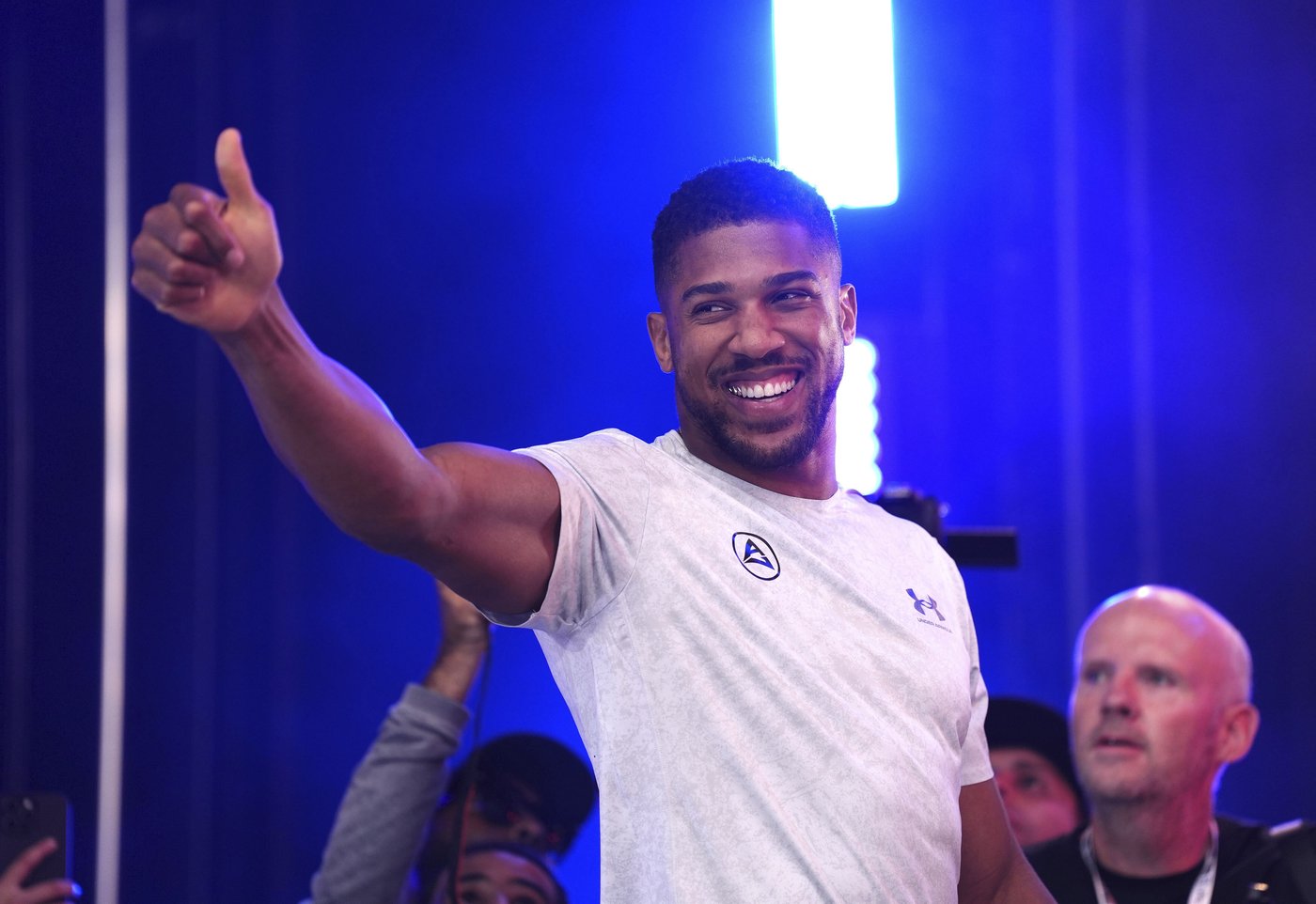 Dubois' trainer expects to be in the corner for heavyweight title fight against Joshua after illness | iNFOnews.ca