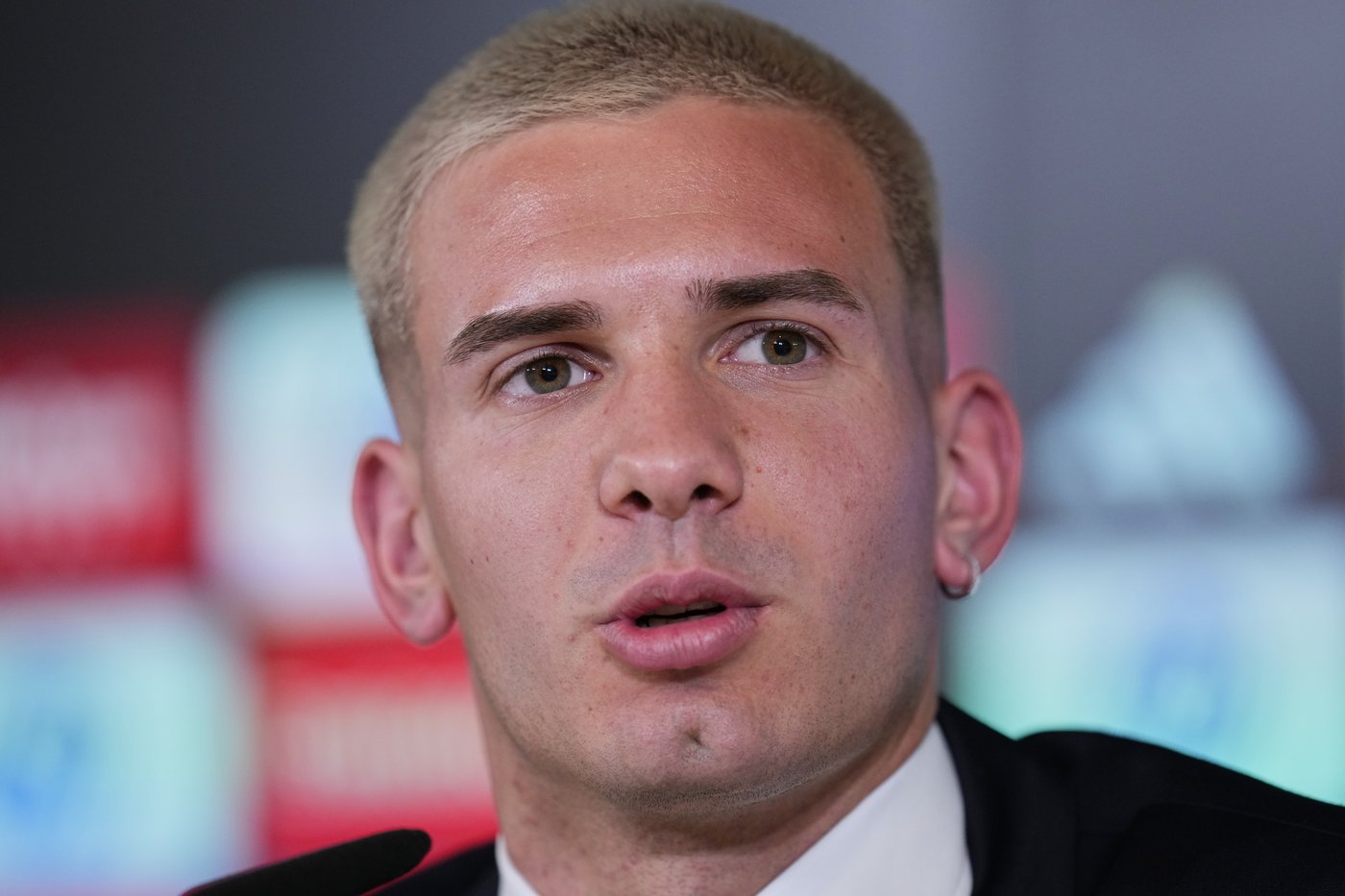 Newly signed Real Madrid player praises former Barcelona star Lionel Messi during introduction | iNFOnews.ca
