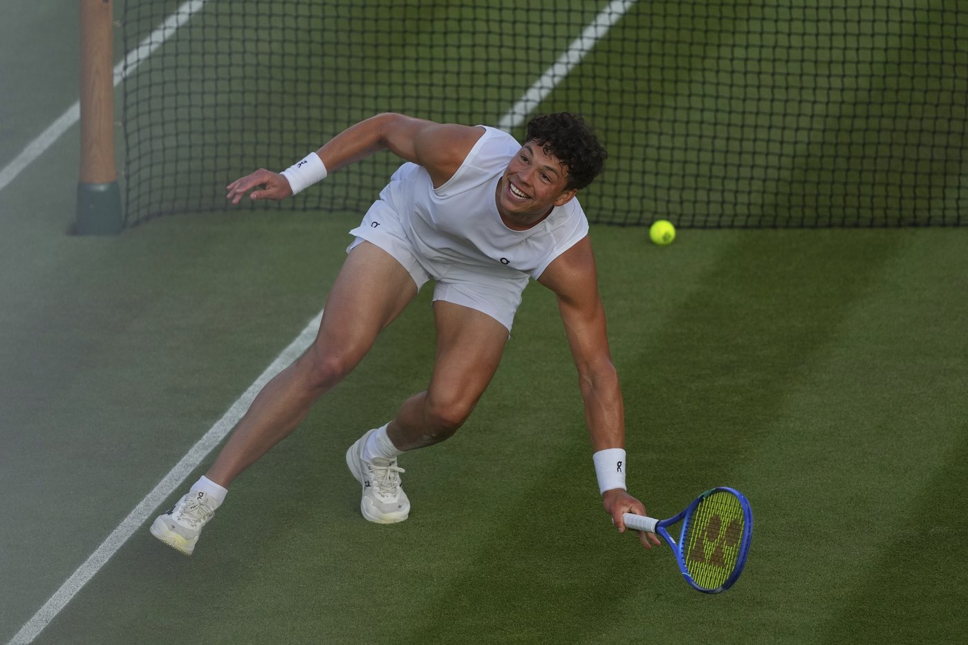 Wimbledon: Ben Shelton is 1 game away from winning when his match is suspended because of darkness | iNFOnews.ca Wimbledon: Ben Shelton is 1 game away from winning when his match is suspended because of darkness | iNFOnews.ca