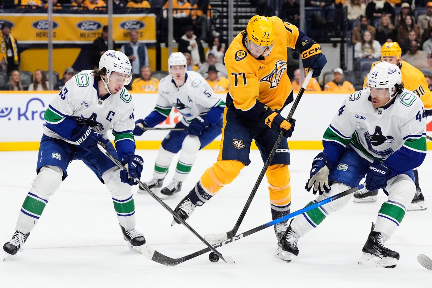 Boeser scores late OT winner as Canucks beat pesky Predators 5-4 | iNFOnews.ca