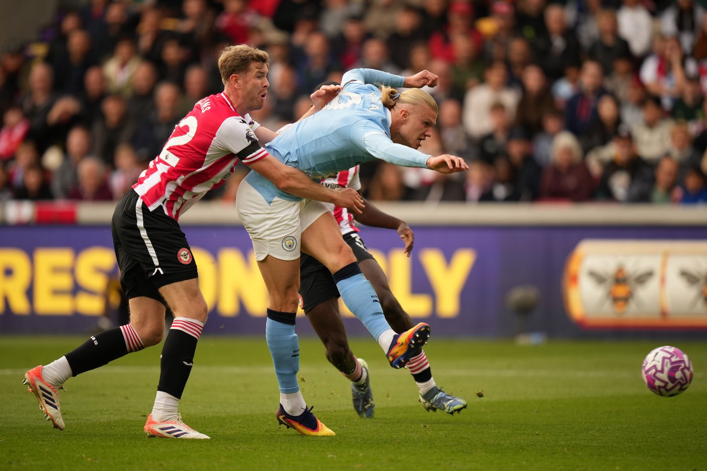Haaland scores again and Rodri gets another injury in Man City's win at Brentford in Premier League | iNFOnews.ca