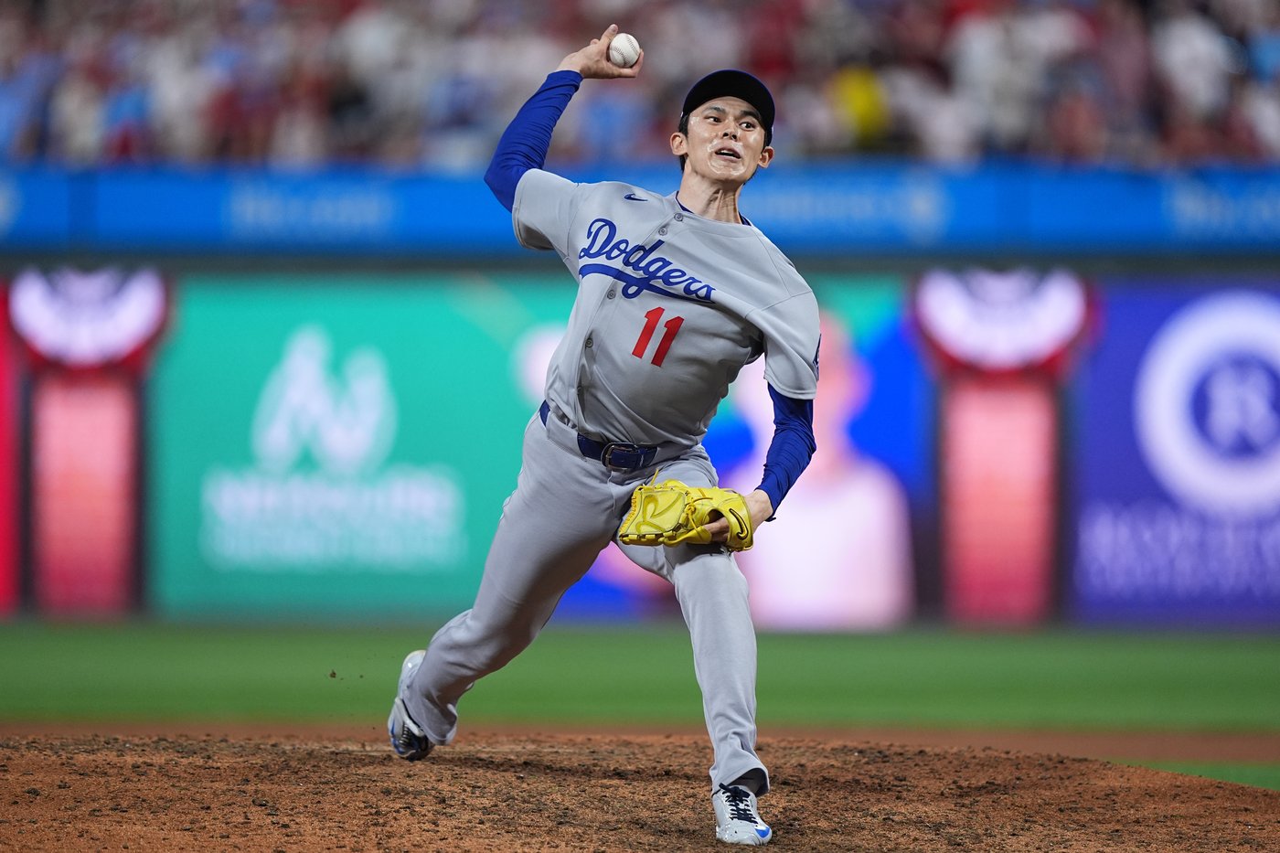 Dodgers might have found a postseason closer in Japanese rookie Roki Sasaki | iNFOnews.ca Dodgers might have found a postseason closer in Japanese rookie Roki Sasaki | iNFOnews.ca