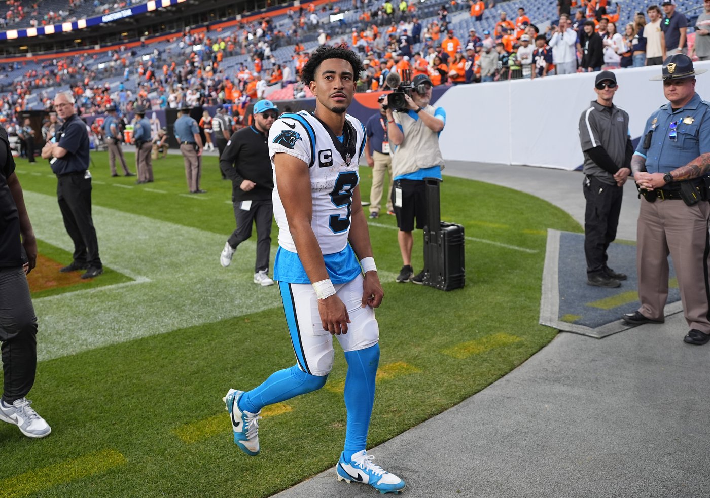 Panthers have no answers at QB, while other teams thrive with youngsters or former Carolina players | iNFOnews.ca Panthers have no answers at QB, while other teams thrive with youngsters or former Carolina players | iNFOnews.ca