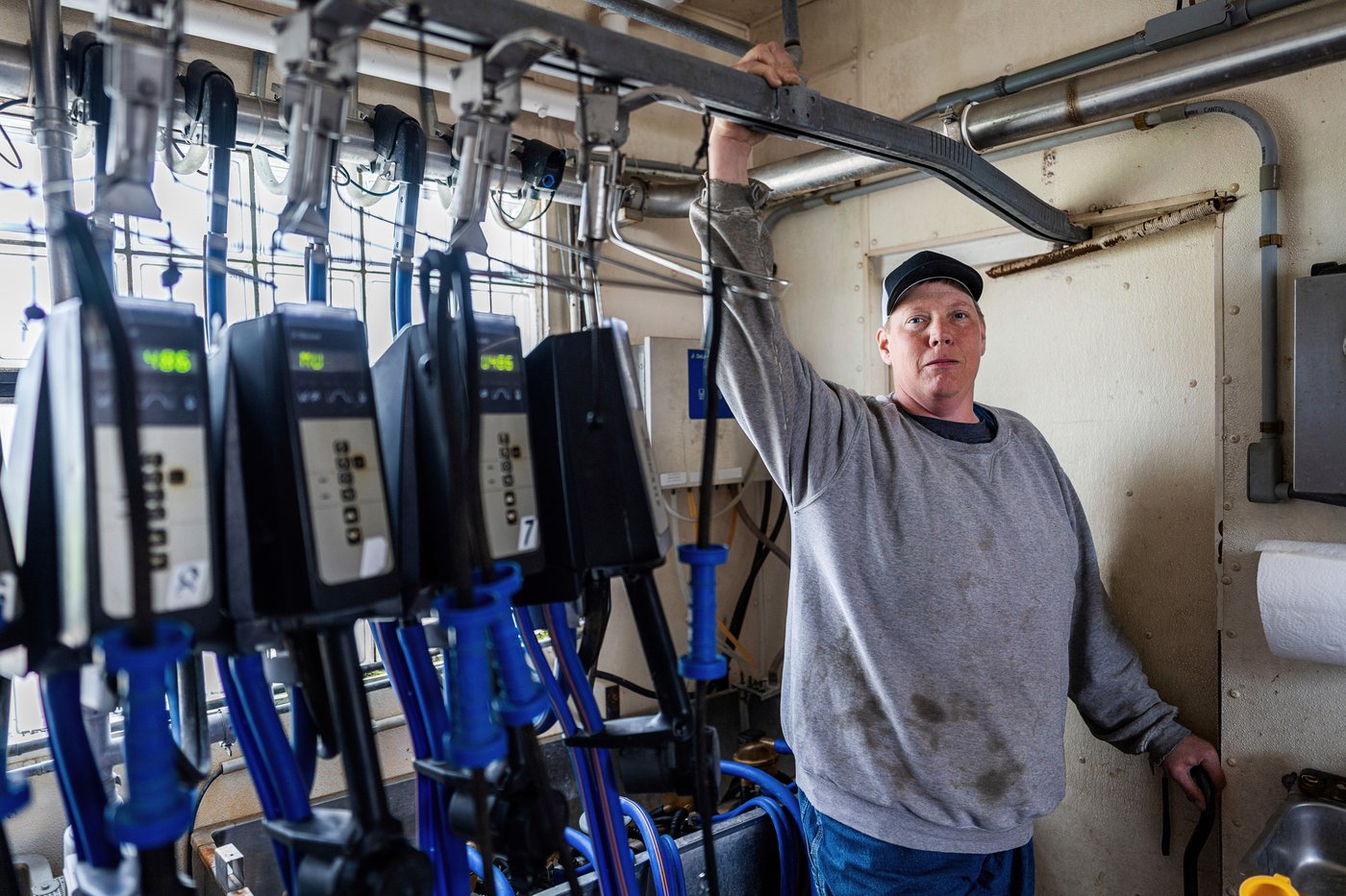 Wisconsin dairy farmer sues Trump administration claiming discrimination against white farmers | iNFOnews.ca