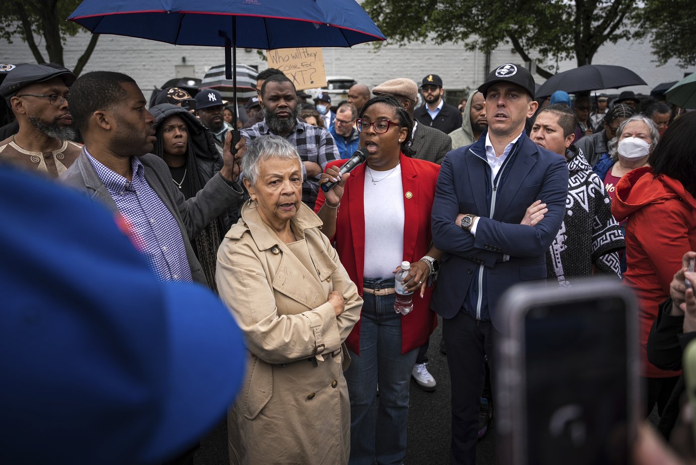 Newark mayor denies trespassing at immigration detention center following arrest | iNFOnews.ca Newark mayor denies trespassing at immigration detention center following arrest | iNFOnews.ca