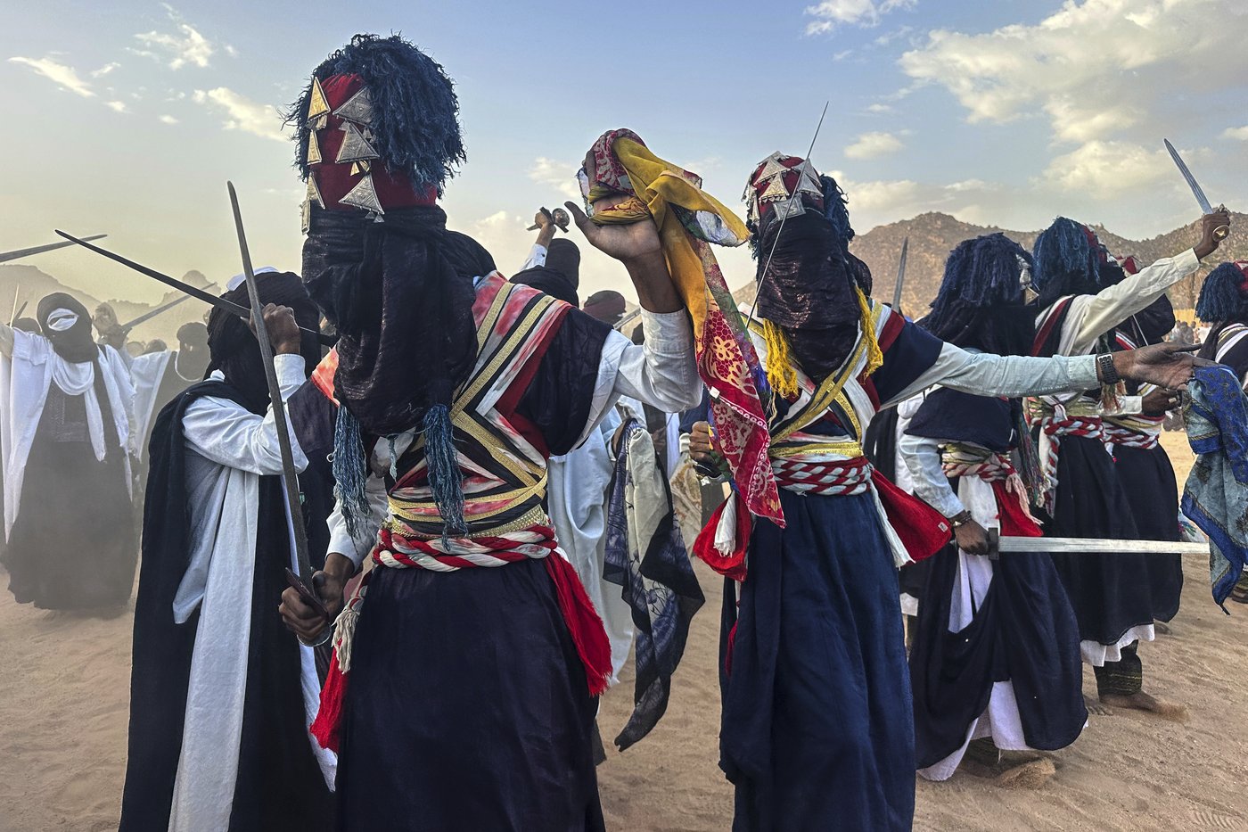 In the Sahara, a friendly dance competition carries on an ancient festival tradition | iNFOnews.ca In the Sahara, a friendly dance competition carries on an ancient festival tradition | iNFOnews.ca