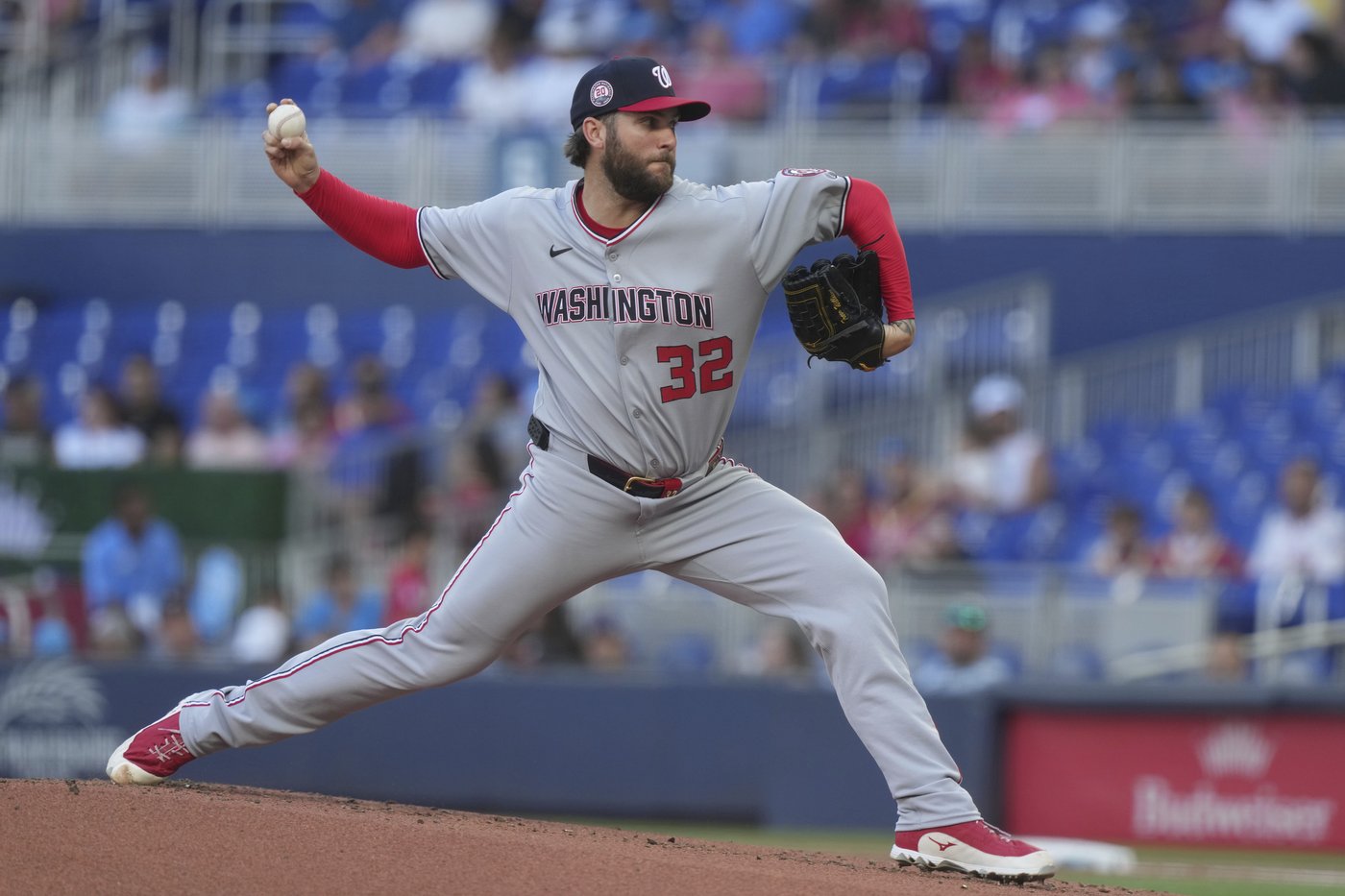 Two hits and 2 RBIs each from Stowers and Conine lead Marlins past Nationals 7-6 | iNFOnews.ca Two hits and 2 RBIs each from Stowers and Conine lead Marlins past Nationals 7-6 | iNFOnews.ca