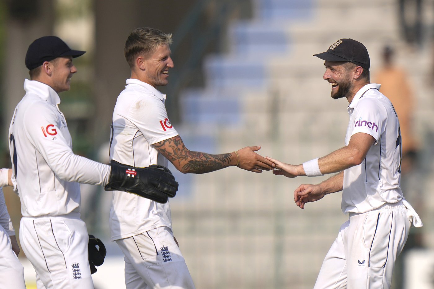 Brook and Root set batting records with 800-run England close to famous cricket win over Pakistan | iNFOnews.ca Brook and Root set batting records with 800-run England close to famous cricket win over Pakistan | iNFOnews.ca