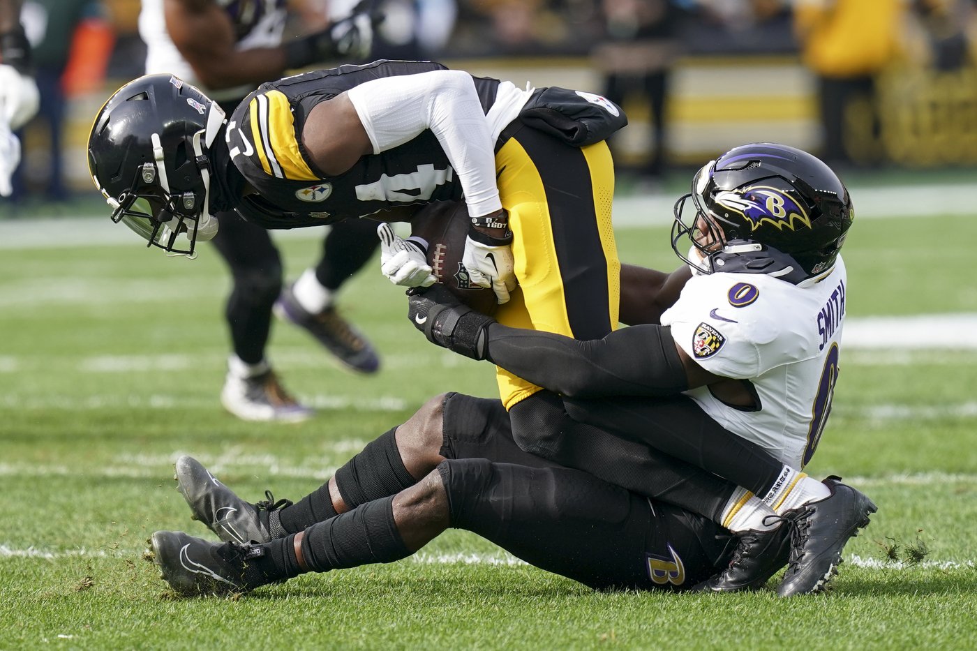 The Ravens looked better defensively last week, but now Roquan Smith's injury is a concern | iNFOnews.ca The Ravens looked better defensively last week, but now Roquan Smith's injury is a concern | iNFOnews.ca
